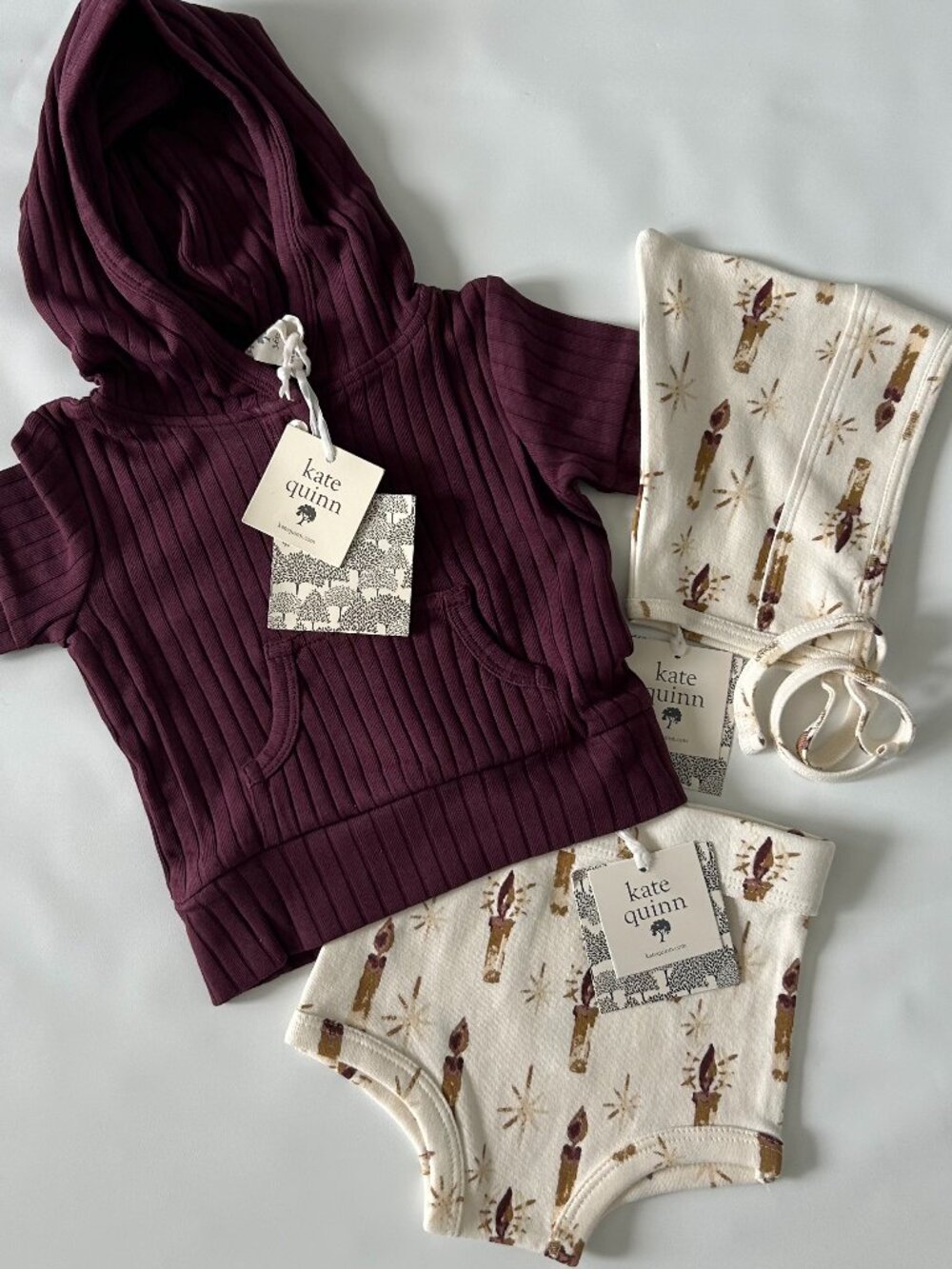 NWT Kate Quinn Organic Cotton Baby Set 3-6M Hoodie Hat Bloomer Neutral